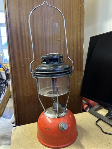 Tilley pressure paraffin lamp - pressure,